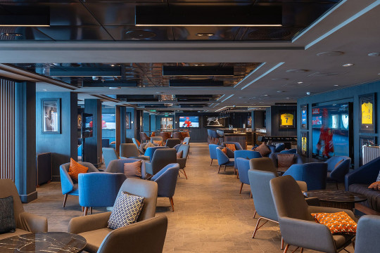 Legend Lounge